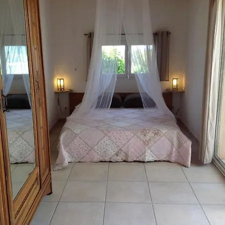 La Coccinelle Appart hôtel Île du Levant