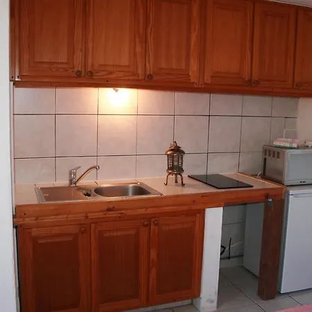 La Coccinelle 3*