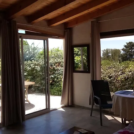 La Coccinelle Aparthotel 3*